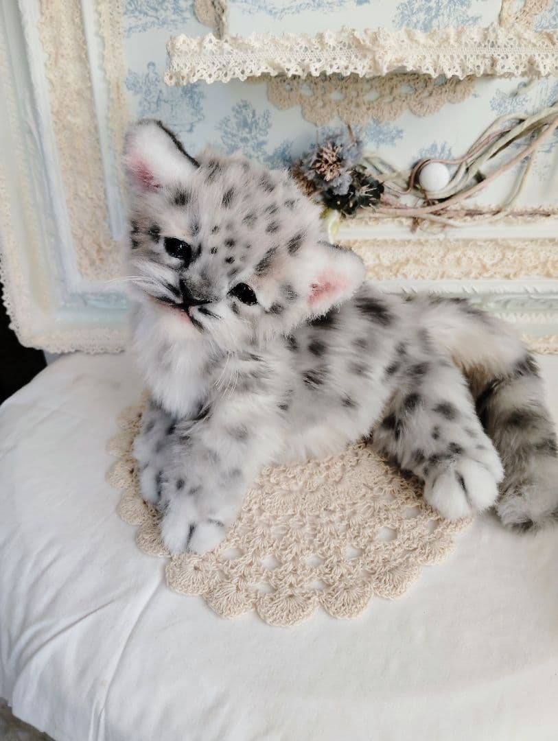 ユキヒョウベビー♡赤ちゃん♡アートドール♡ぬいぐるみ♡