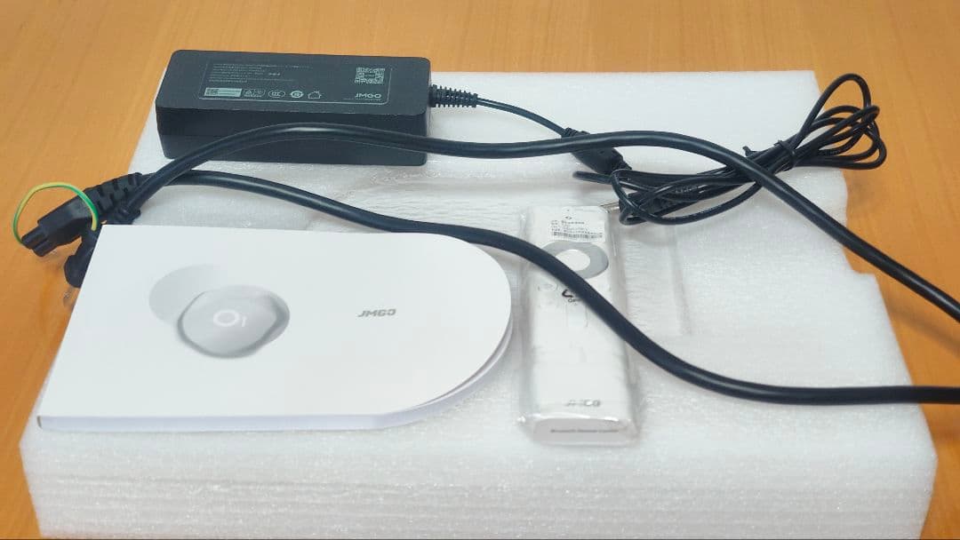 超短焦点プロジェクター O1 J78-4D0