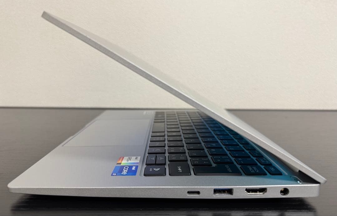 Mouse DAIV 4P i7 16GB 512GB 14インチ 顔認証