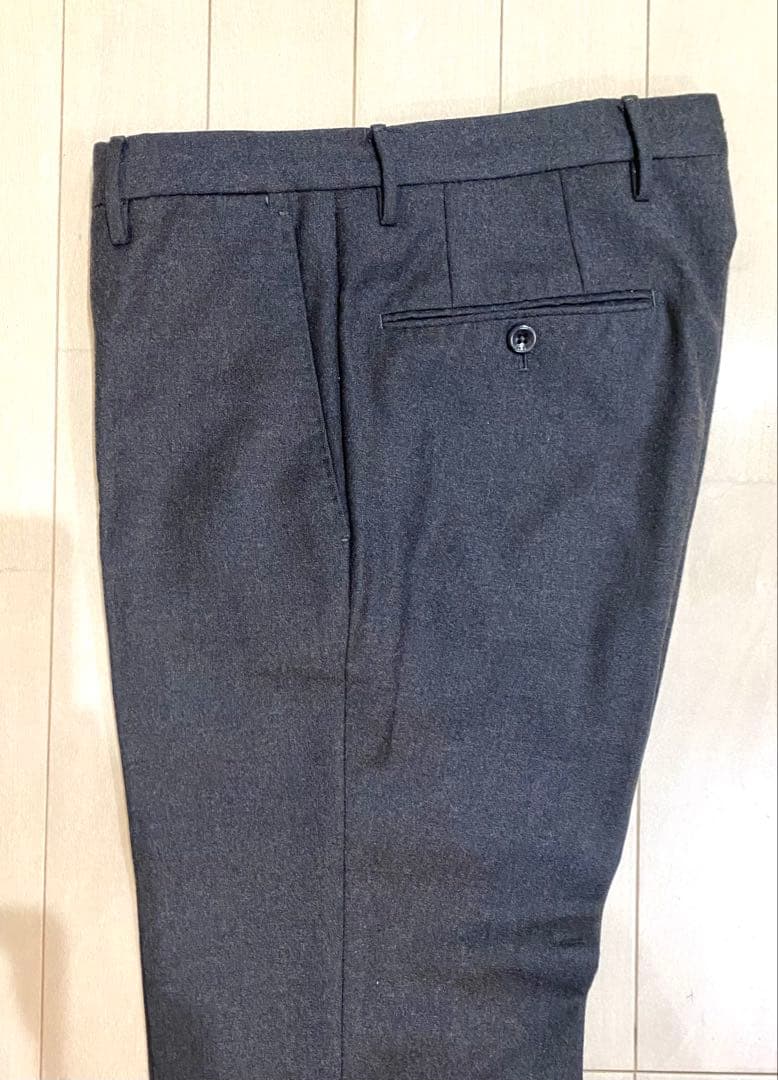 超美品インコテックス スーパー100's スリムフィット ダークグレー　44