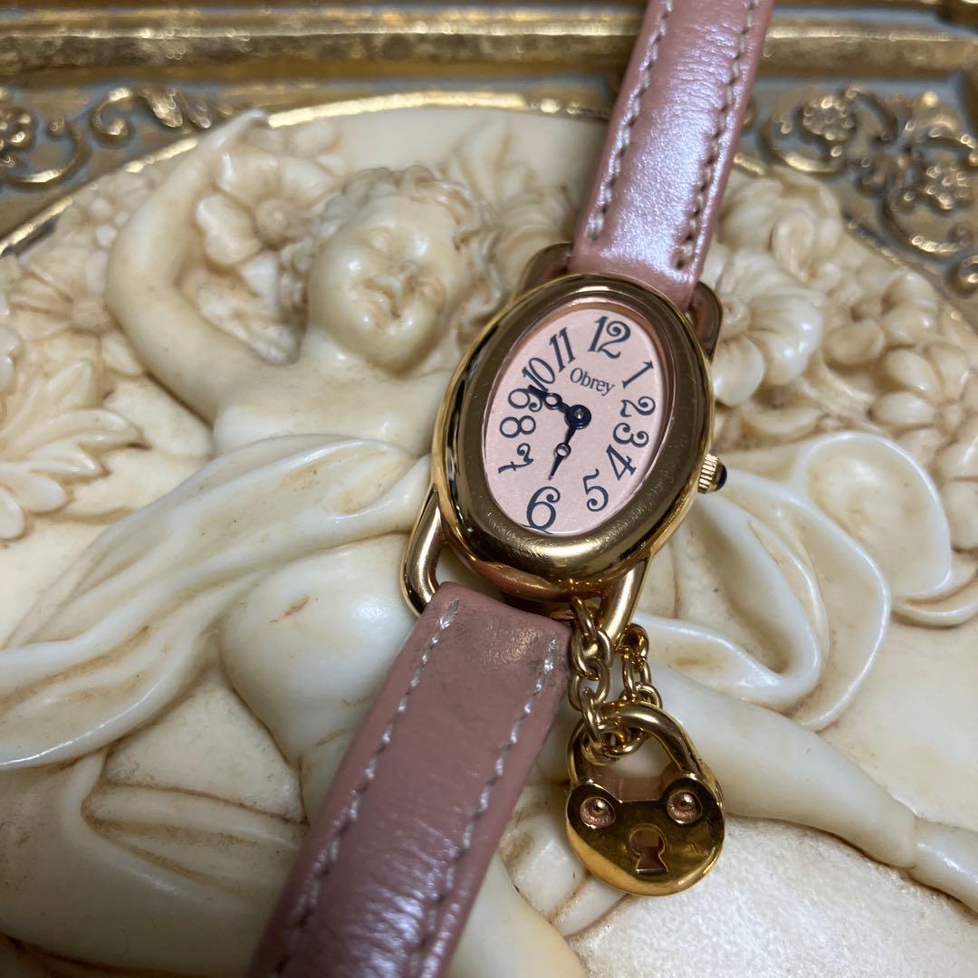 稼動中！Obray腕時計 チャーム付 アラビア文字 シルバー 純正