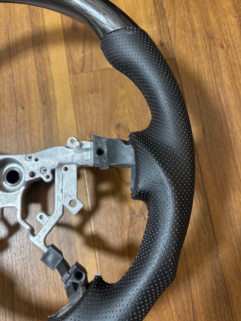 トヨタ　200系 ハイエース　4.5.6.7.8.型　ハンドル