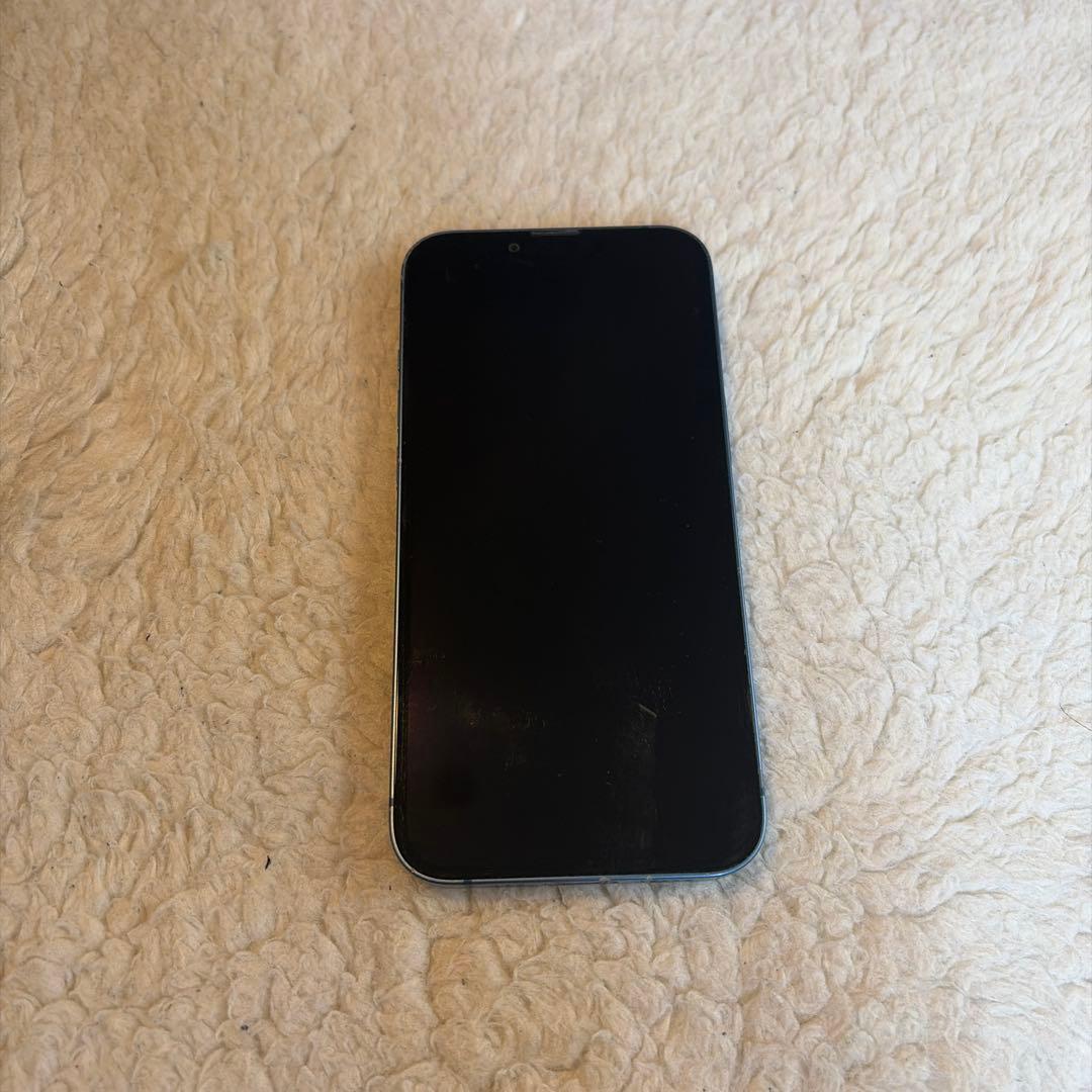 Apple iPhone 13 128GB ブルー ひび割れあり