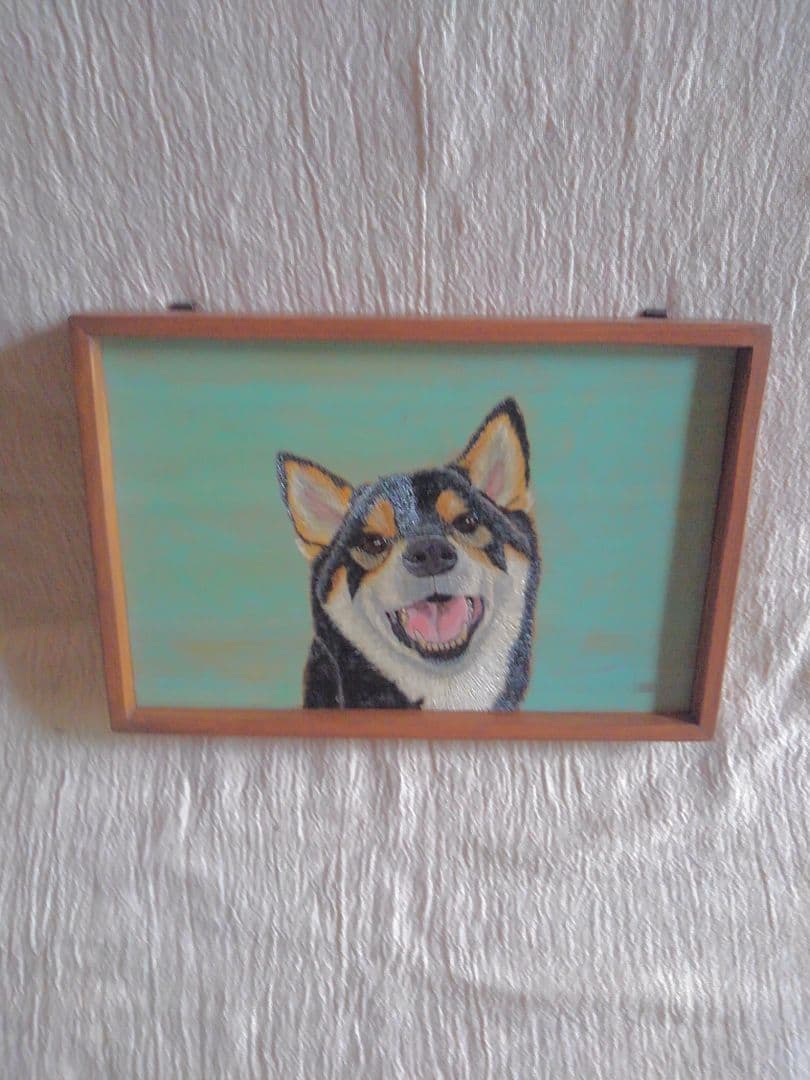 黒柴の木製壁掛け