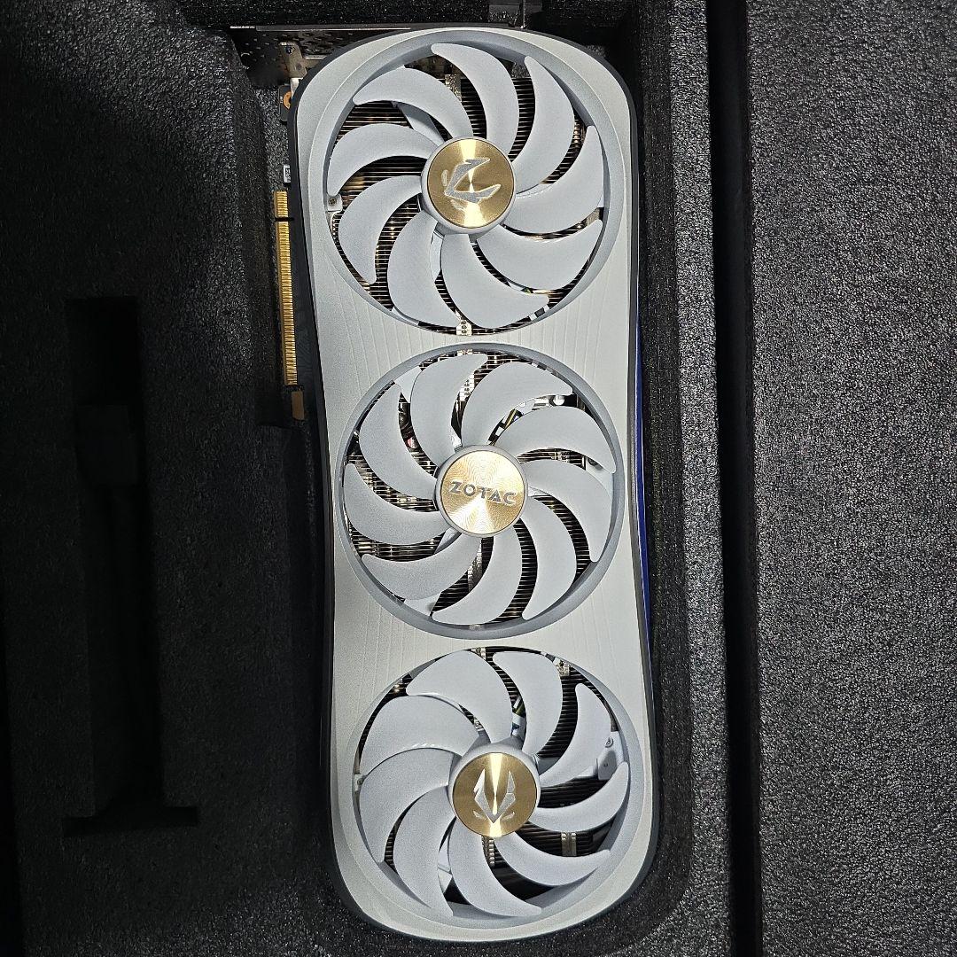 ZOTAC GEFORCE RTX 4090 ホワイトエディション