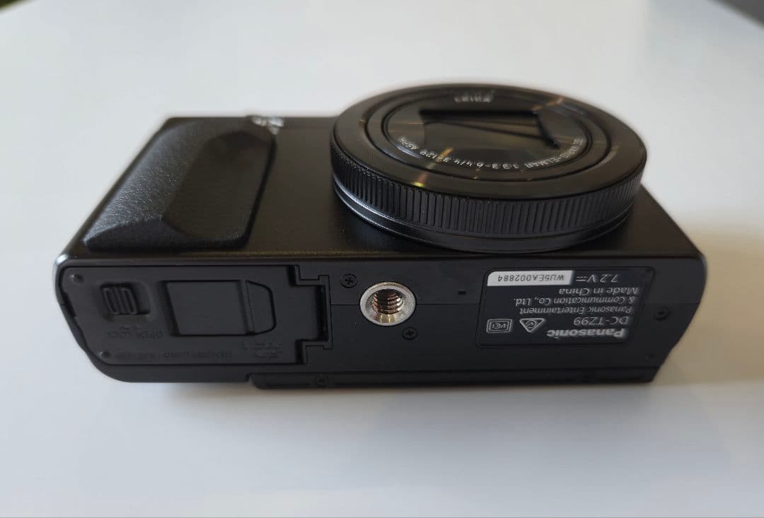 極美品　Panasonic LUMIX DC-TZ99 コンパクトデジタルカメラ