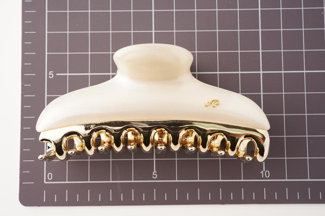 acca アッカ ヘアヘアクリップ ラージ 大 パールホワイトベージュ＆ゴールド