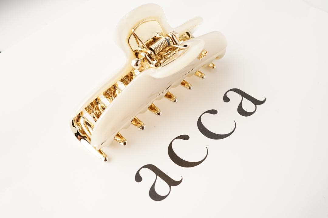 acca アッカ ヘアヘアクリップ ラージ 大 パールホワイトベージュ＆ゴールド