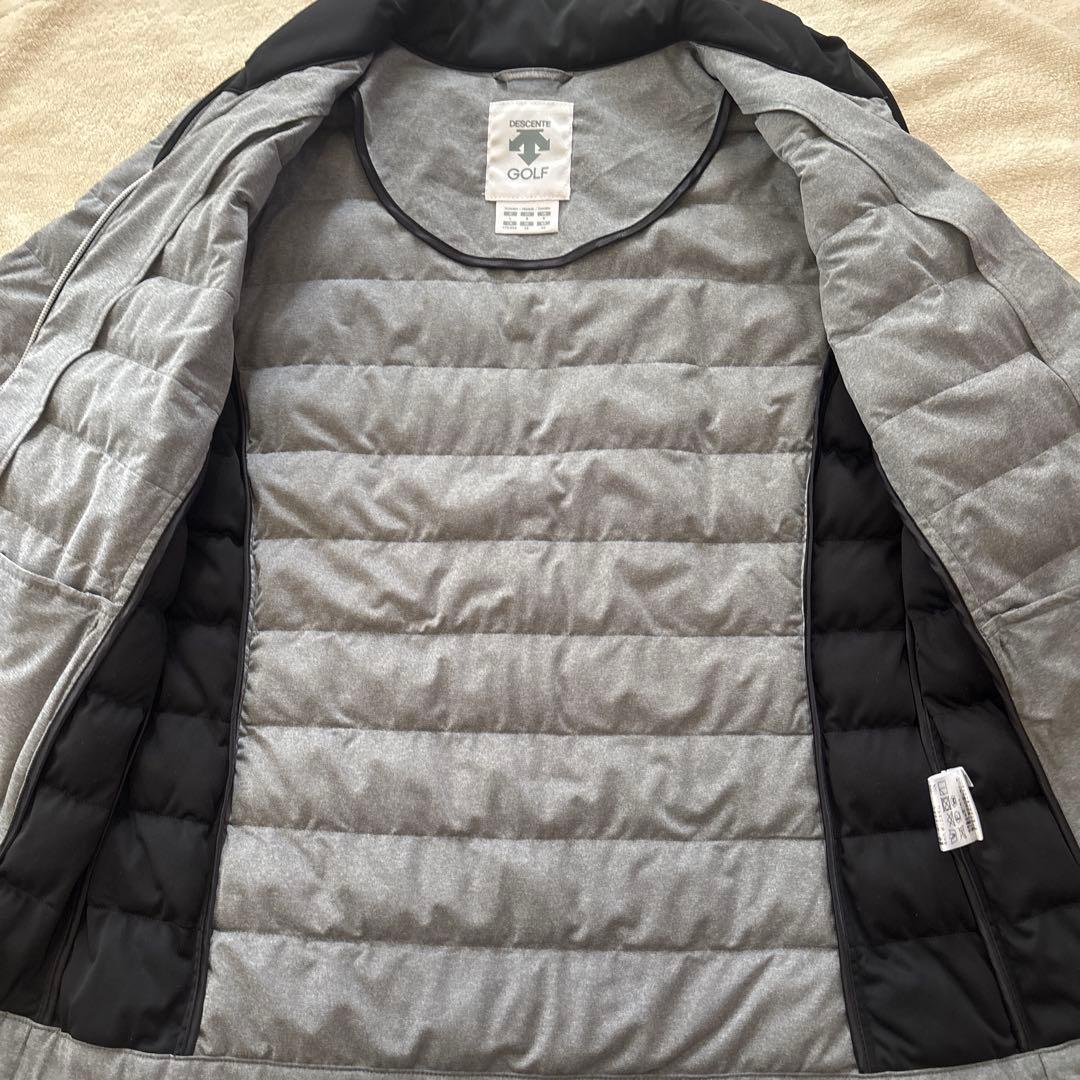 デサントゴルフ　薄ダウンジャケット
