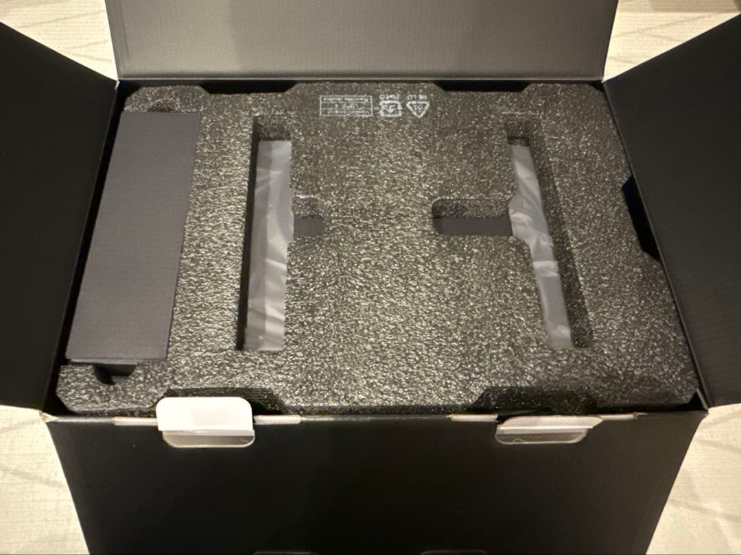 [ほぼ未使用]DXP 4800 Plus UGREEN NASync 4ベイ