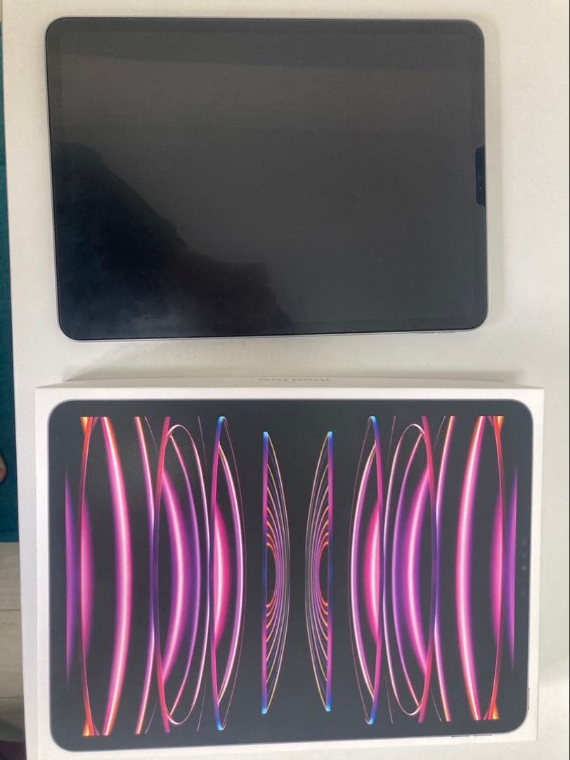 Apple Pencilと12.9インチiPad Proセット