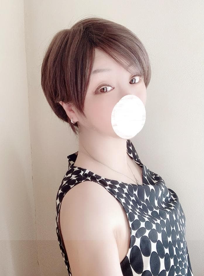 アル　リネアストリア　「天使のリーフショート」　ミルクブラウン　S