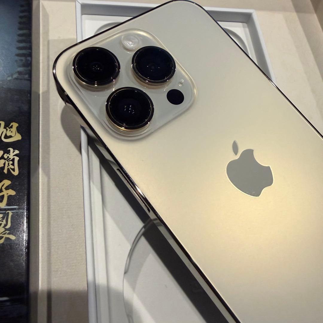iPhone 14 Pro ゴールド 256GB