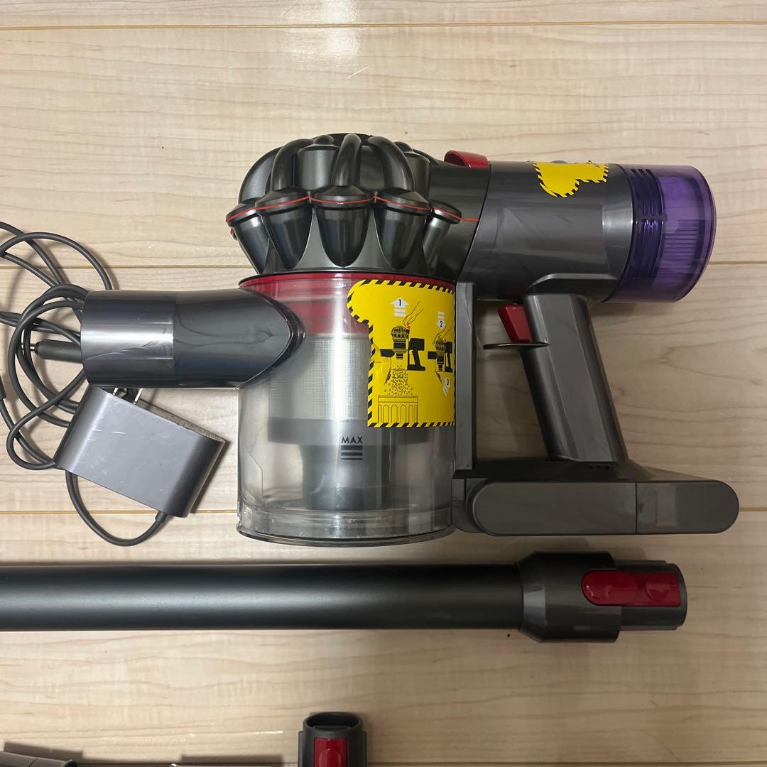 ⑦ すぐ使える！動作品！dysonダイソンコードレスクリーナー純正SV10K