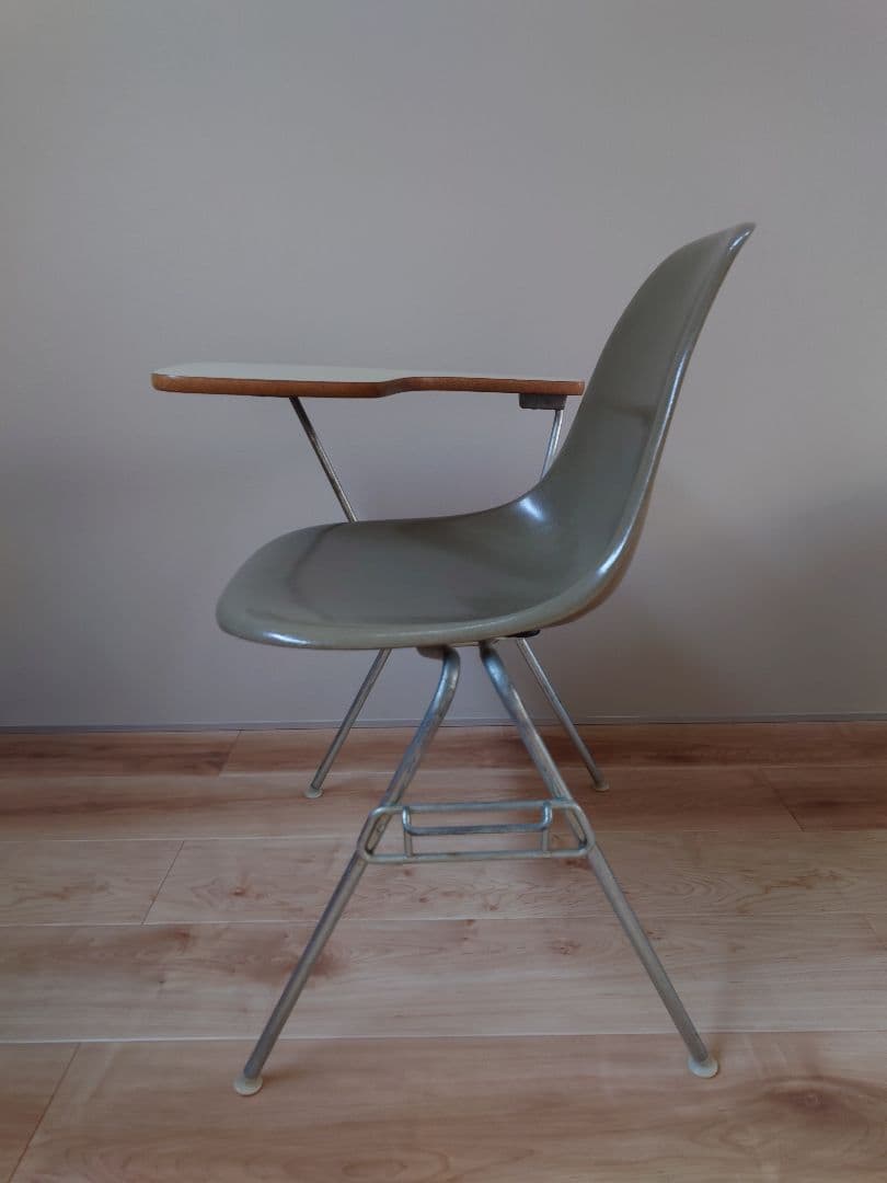 イームズ シェルチェア Herman Miller スクールベース ナロー