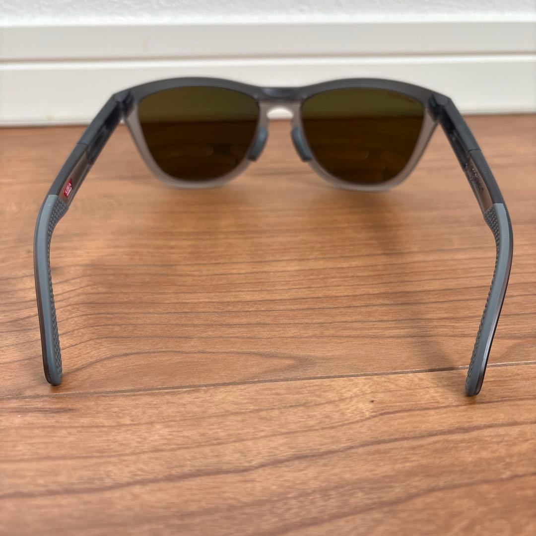 OAKLEY オレンジレンズ グレーサングラス