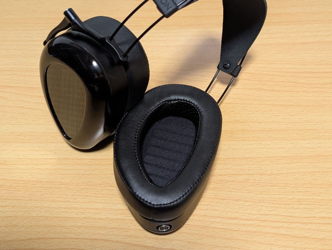 ヘッドホン Dan Clark Audio AEON 2 Noire