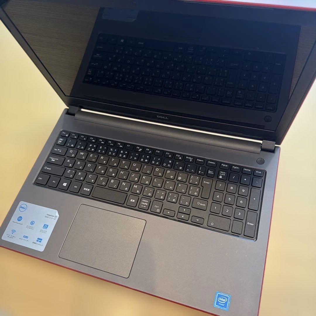 Dell Inspiron 15 5000シリーズ 本体