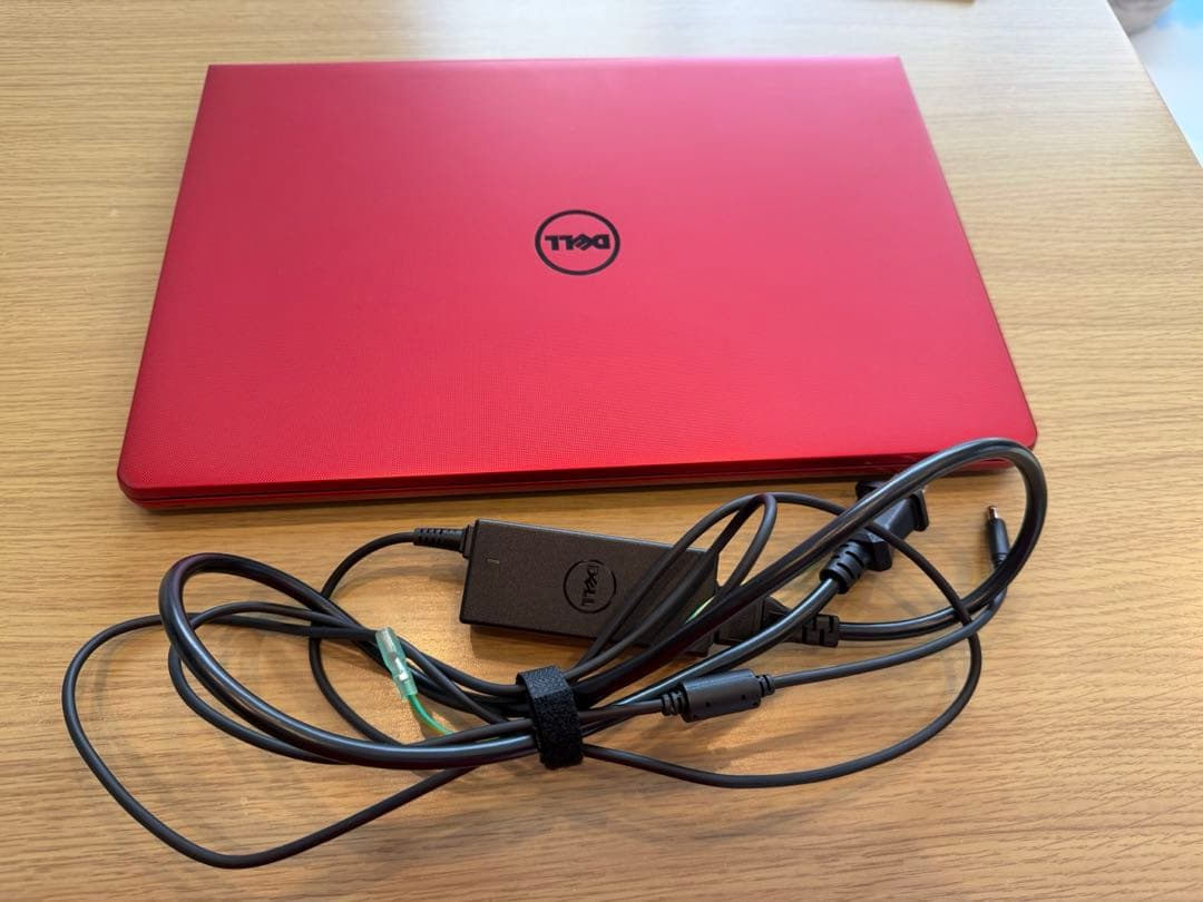 Dell Inspiron 15 5000シリーズ 本体