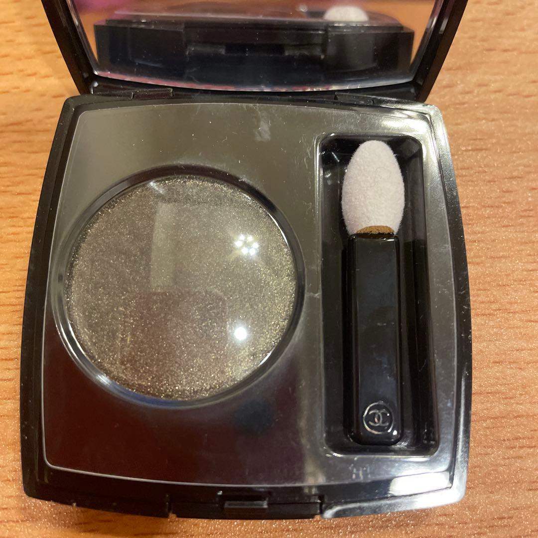 アイシャドウ CHANEL