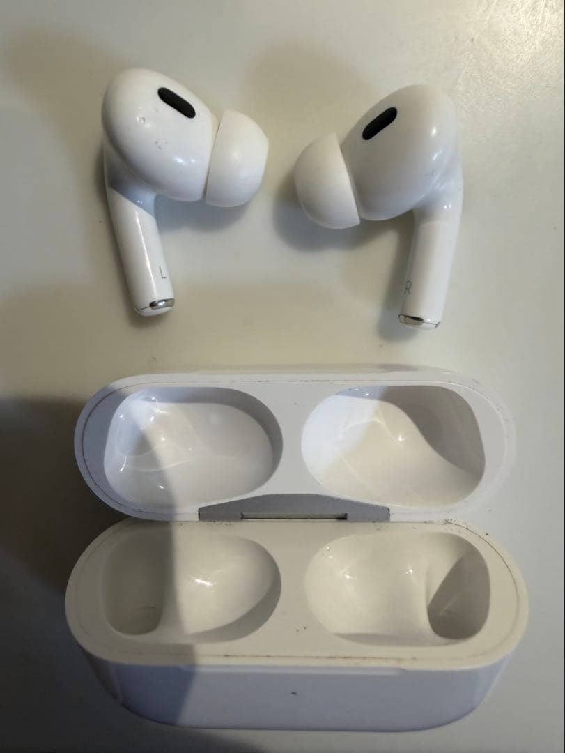 【正規品】AirPods Pro2 ライトニング