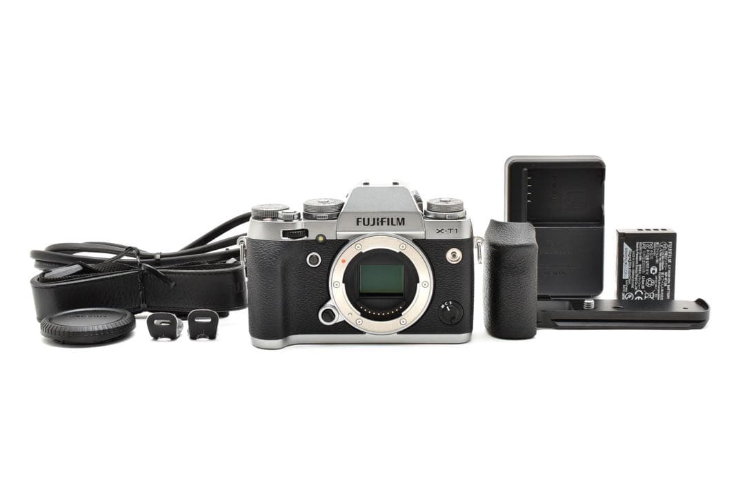 【極美品】フジフィルム FUJIFILM X-T1 グラファイトシルバー