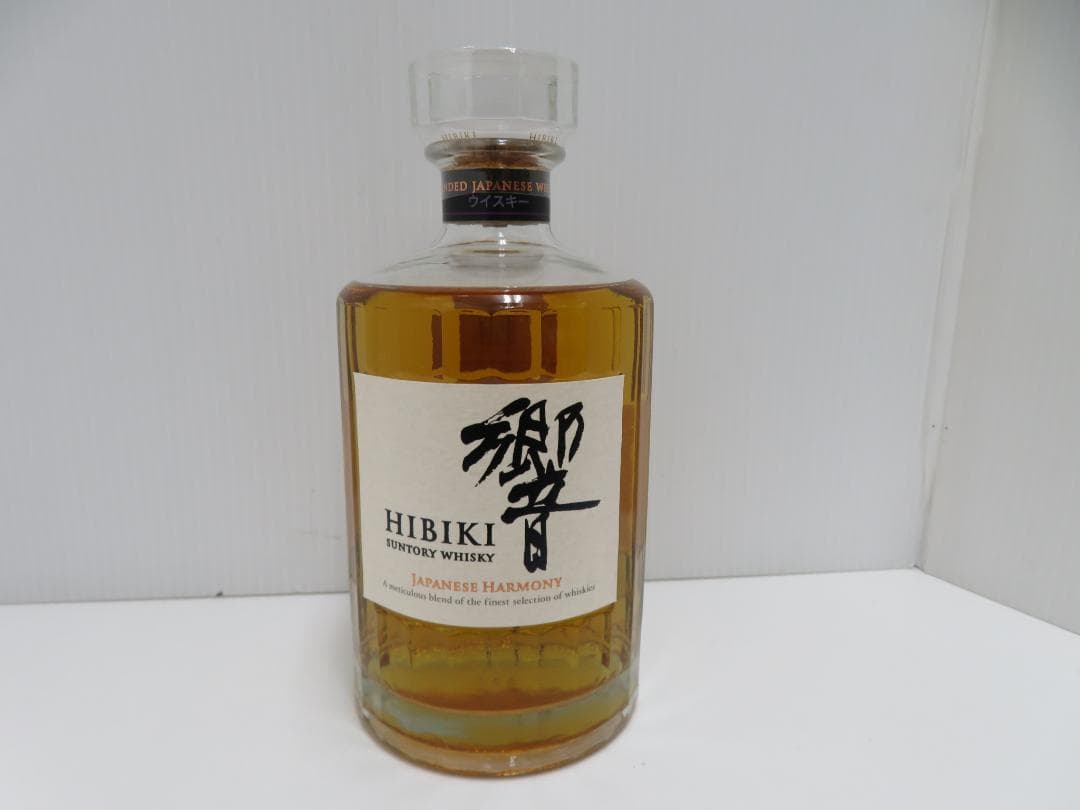 Hibiki　響　サントリー　ジャパニーズハーモニー　未開栓　　　　　　　016