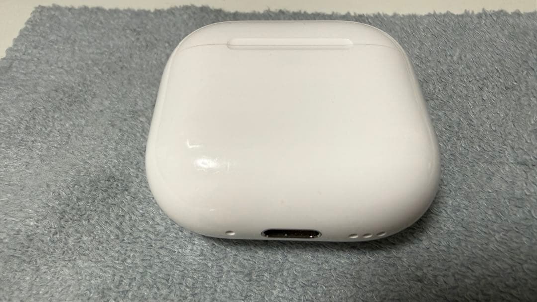 【値下げしました】Care保証期間中AirPods4 ノイズキャンセリングモデル