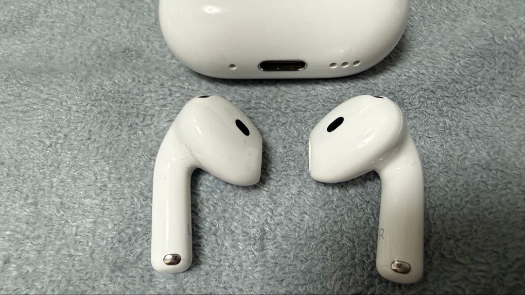 【値下げしました】Care保証期間中AirPods4 ノイズキャンセリングモデル