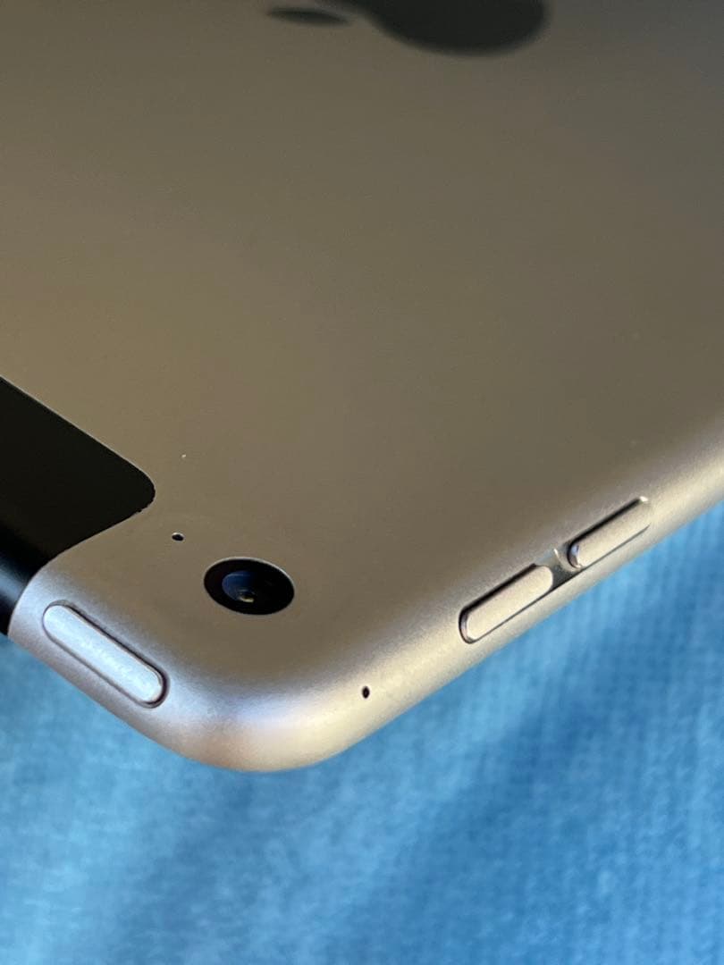 iPad mini 4 128GB セルラー SIMフリー 84% 美品