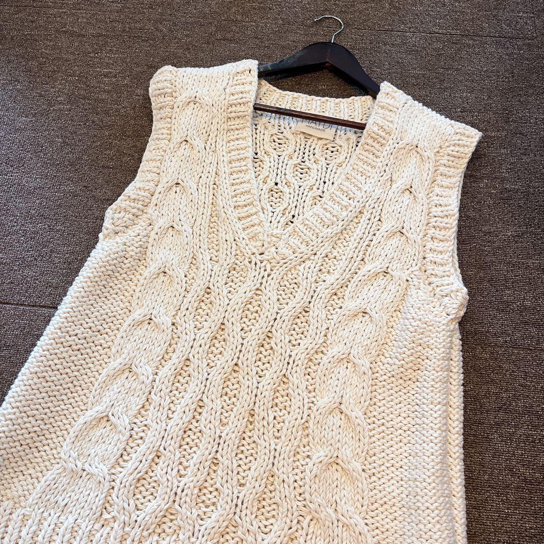 MAYDI 手編み ケーブル ニット ベスト アイボリー 白 レディース メンズ