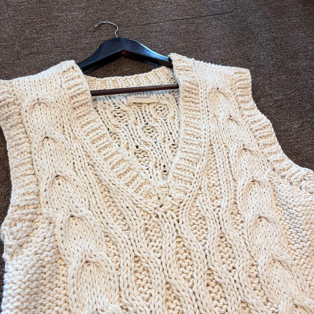 MAYDI 手編み ケーブル ニット ベスト アイボリー 白 レディース メンズ