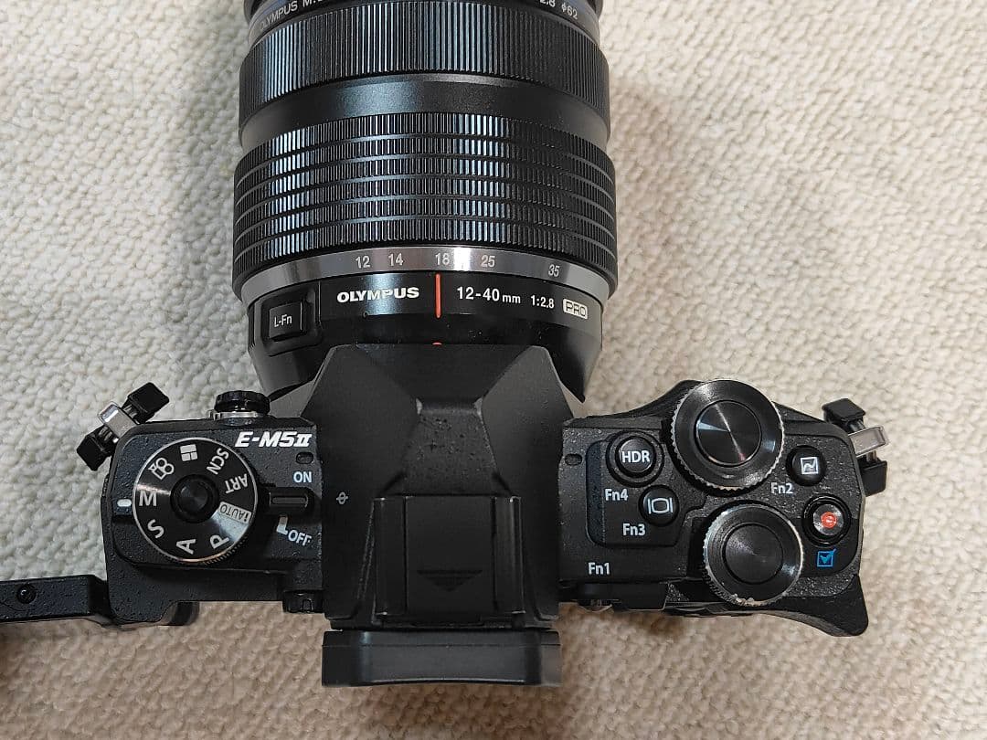 オリンパス OM-D E-M5 Mark II ボディ+PROレンズ+単焦点