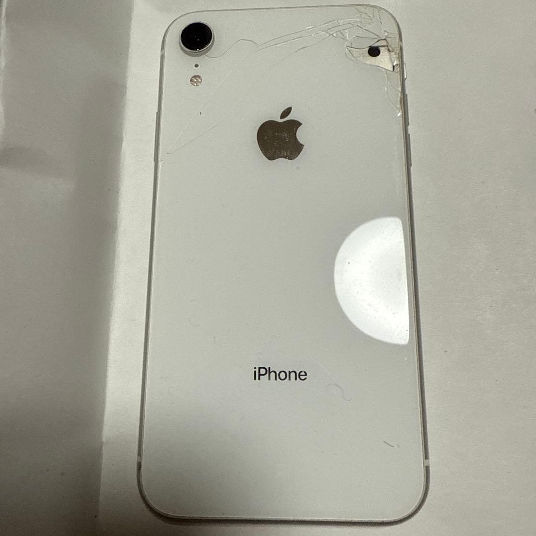 iPhone XR ホワイト