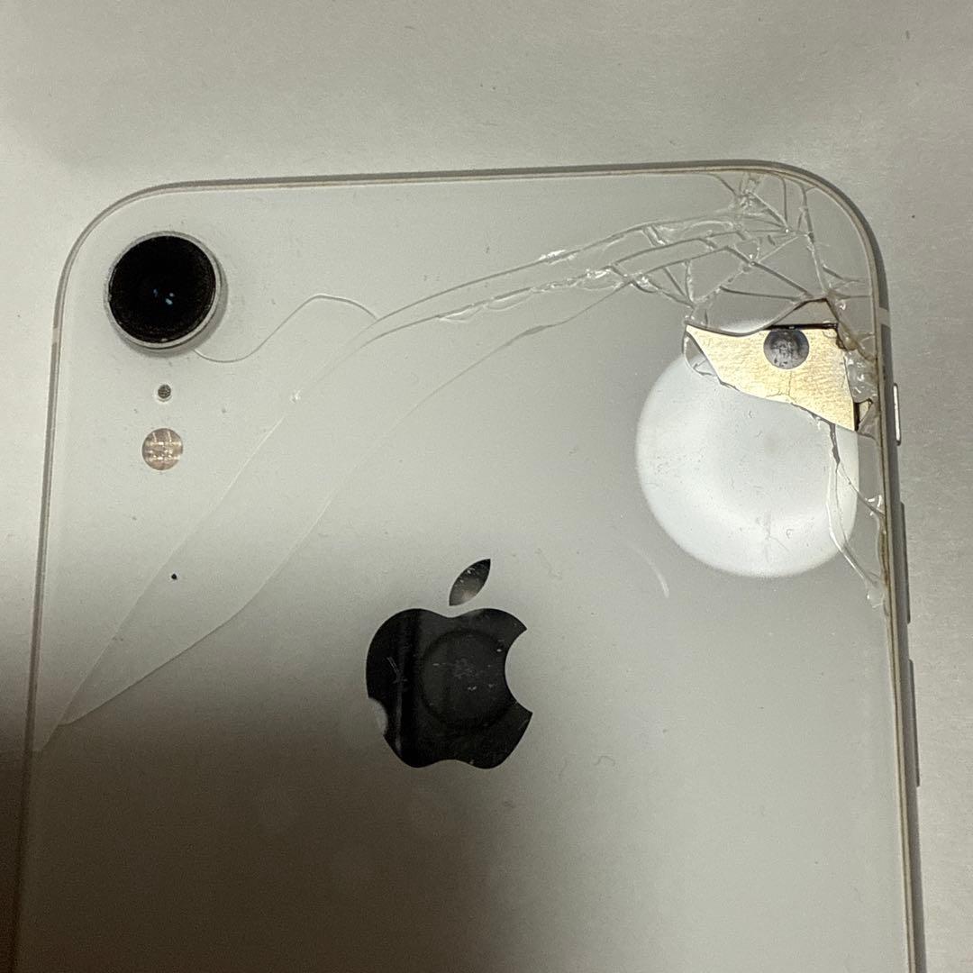 iPhone XR ホワイト