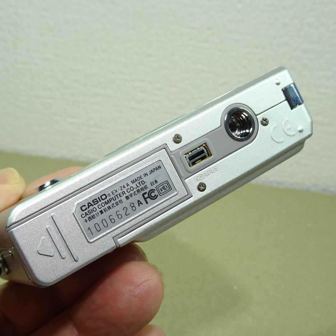 カシオ EXILIM EX-Z4 オールドコンデジ デジカメ バッテリー新品