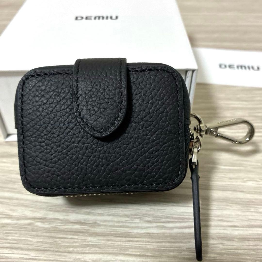 【新品未使用】DEMIU デミュウ レザー Airpodsケース ブラック