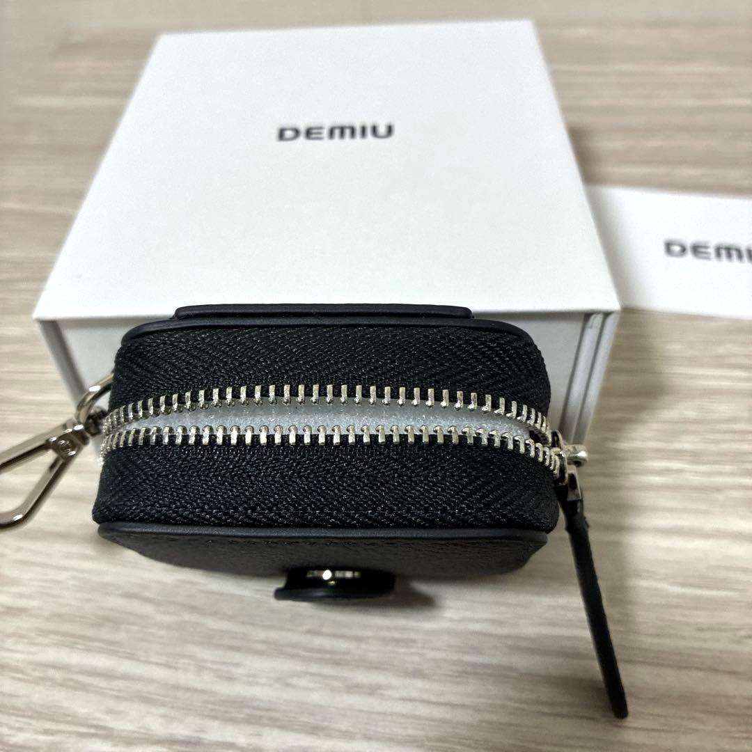 【新品未使用】DEMIU デミュウ レザー Airpodsケース ブラック
