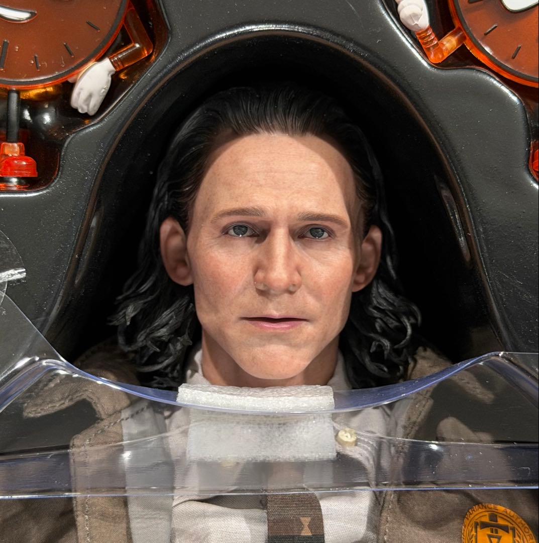 ホットトイズ 『ロキ』 １／６スケールフィギュア ロキ