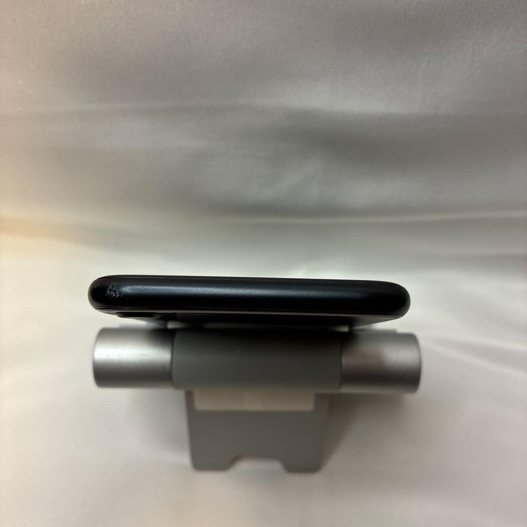 SIMフリー iPhone SE3 64GB 第3世代 バッテリー100 黒