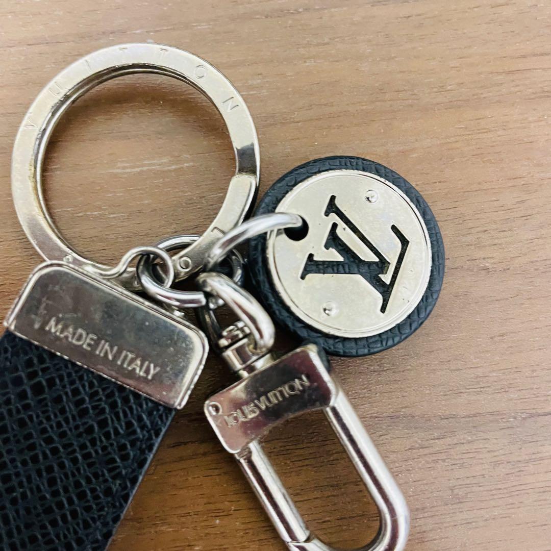 Louis Vuitton ブラックレザー キーホルダー