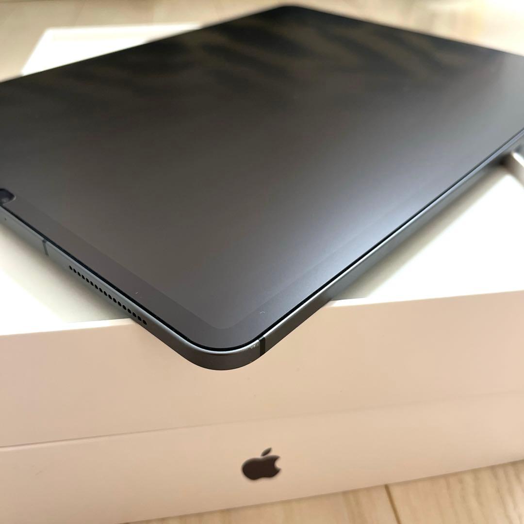 SIMフリー iPadPro12.9 第4世代　SpaceGray256G