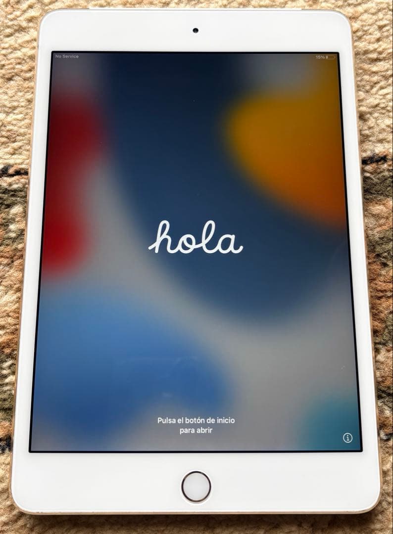 iPad mini4 64GB Wi-Fi+cellular モデル