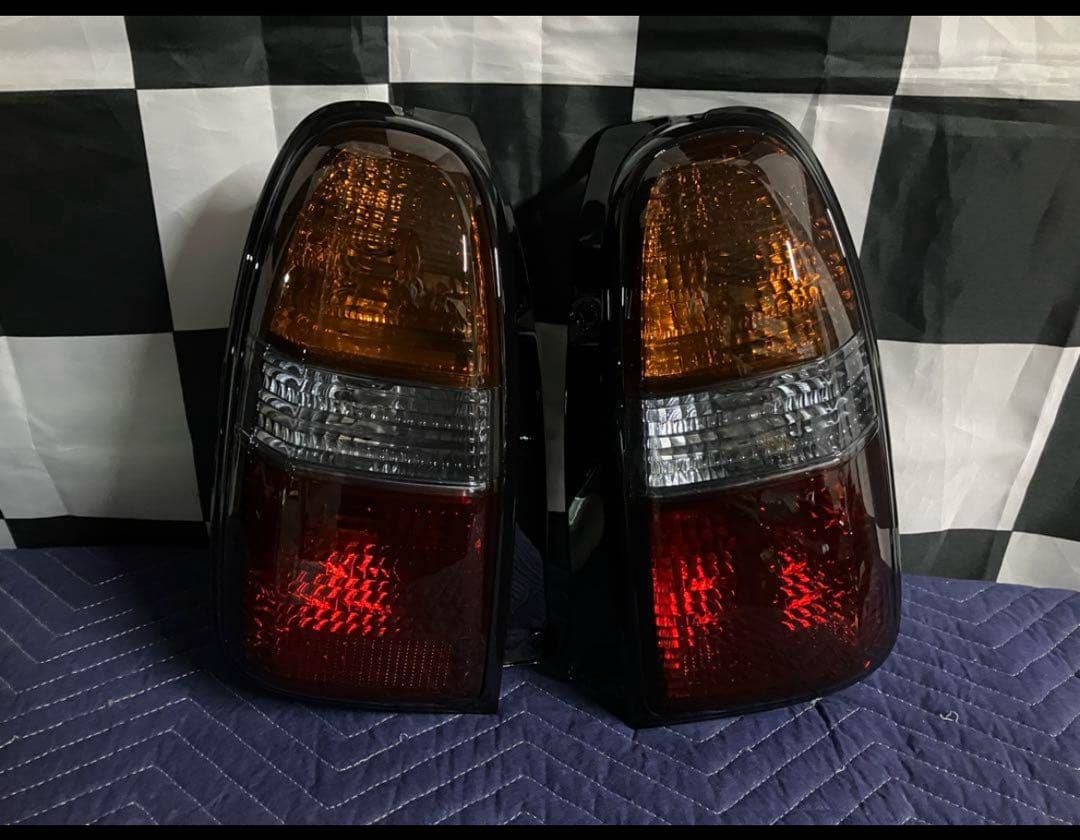 ミラジーノL700S 純正テール 左右セット ライトスモーク テール