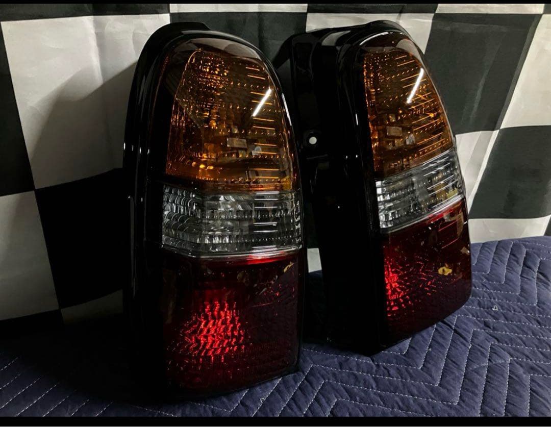 ミラジーノL700S 純正テール 左右セット ライトスモーク テール