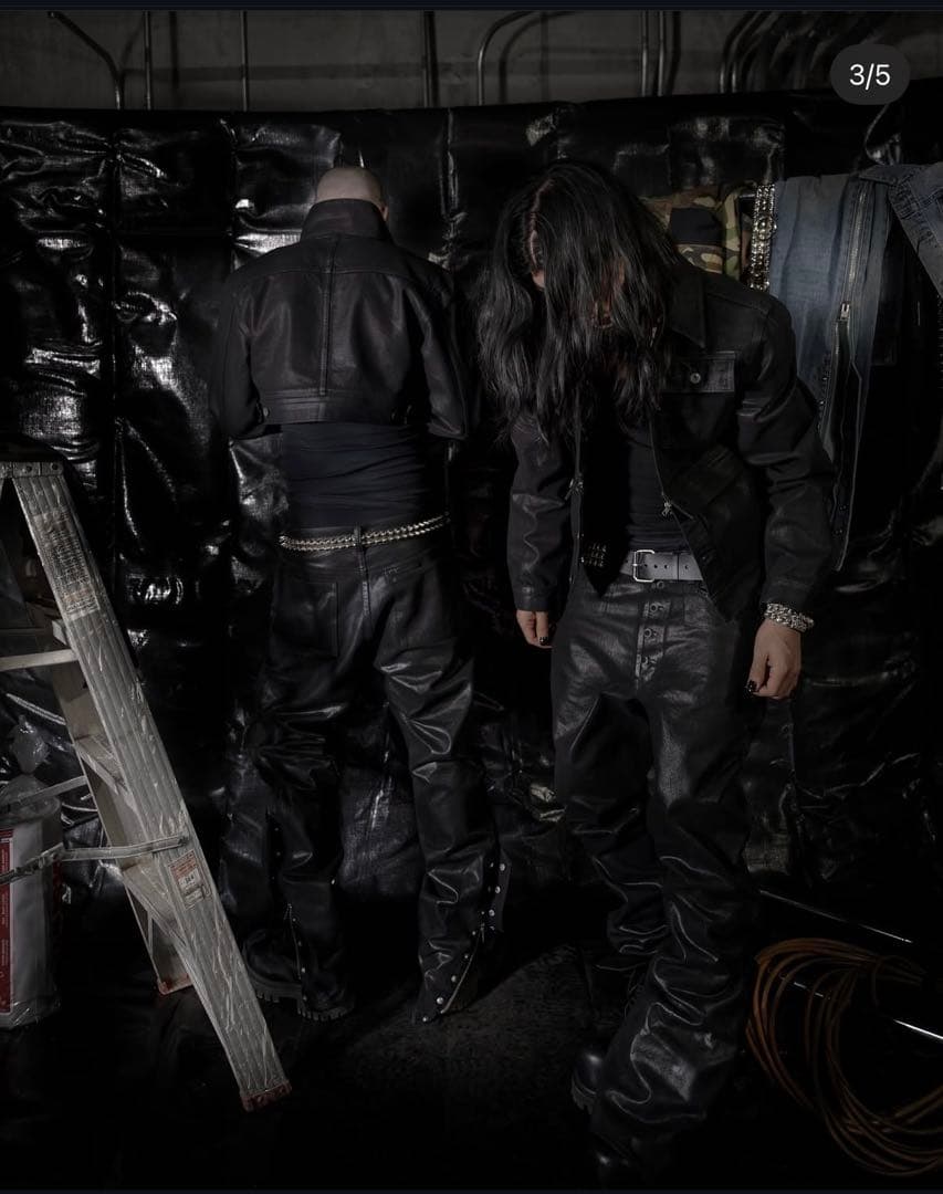 NO MASS PROD. 01GLM Flared jeans サイズ3