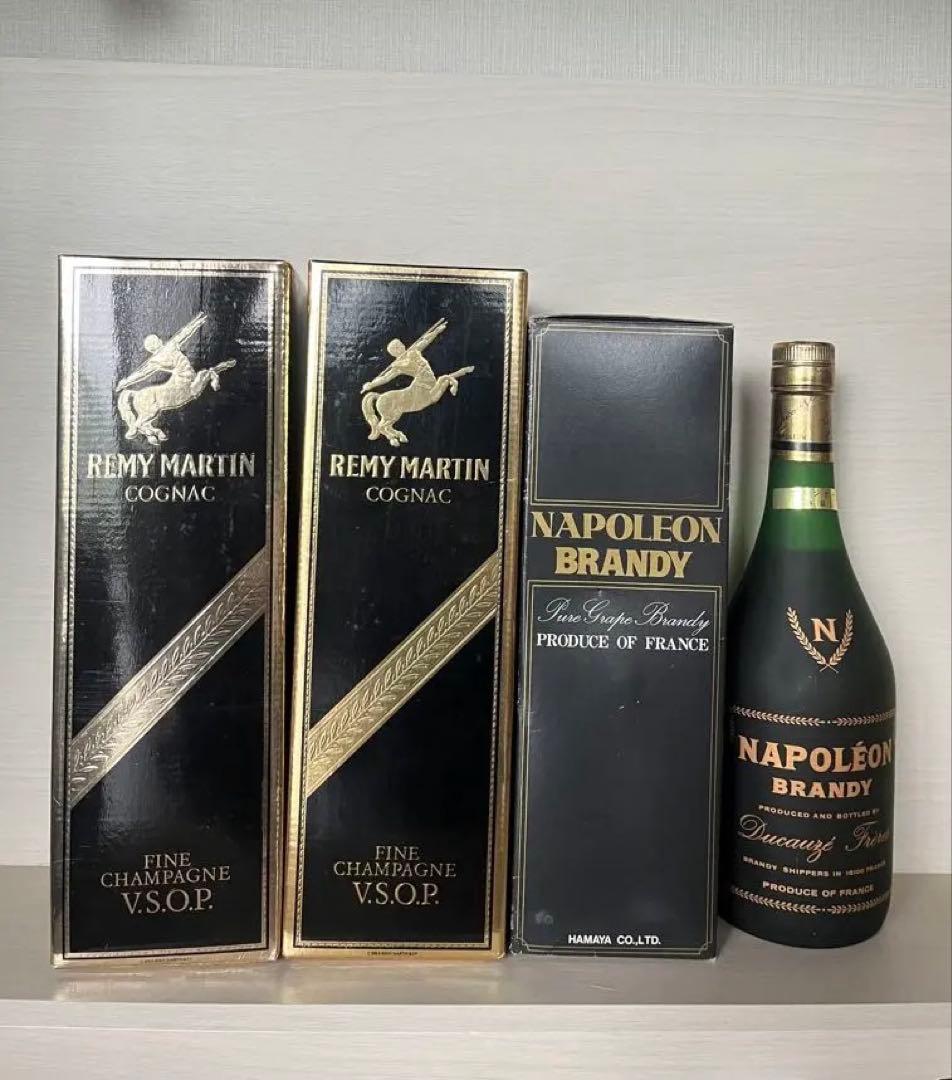 特級従価表示Rémy Martin & Napoléon ブランデー 4本セット