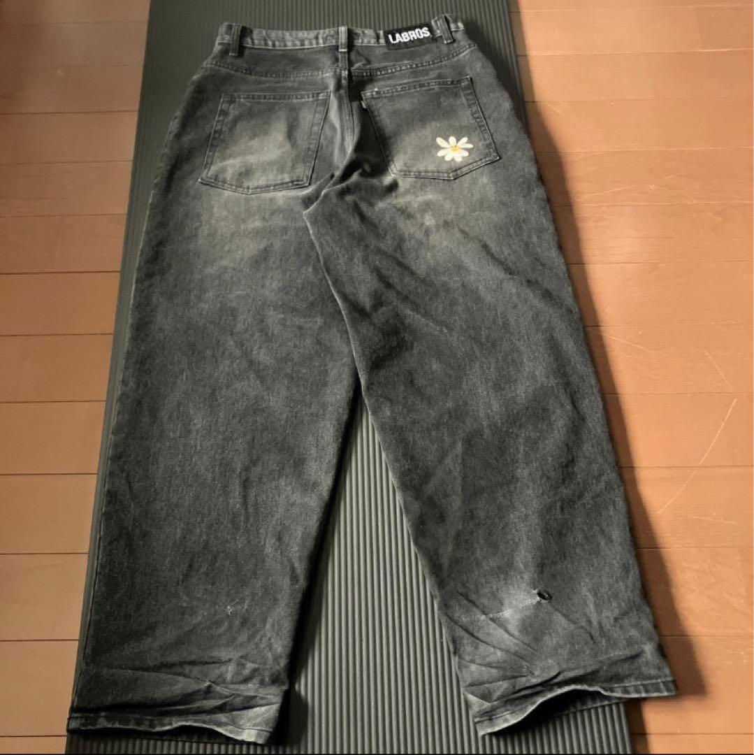 完売品LABROS グレー ワイドフィットデニム確実正規品