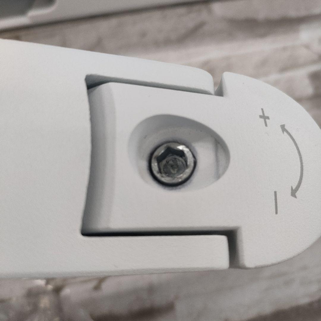 7/0516m01 エレコム モニターアーム 17~49インチ DPA-SS11