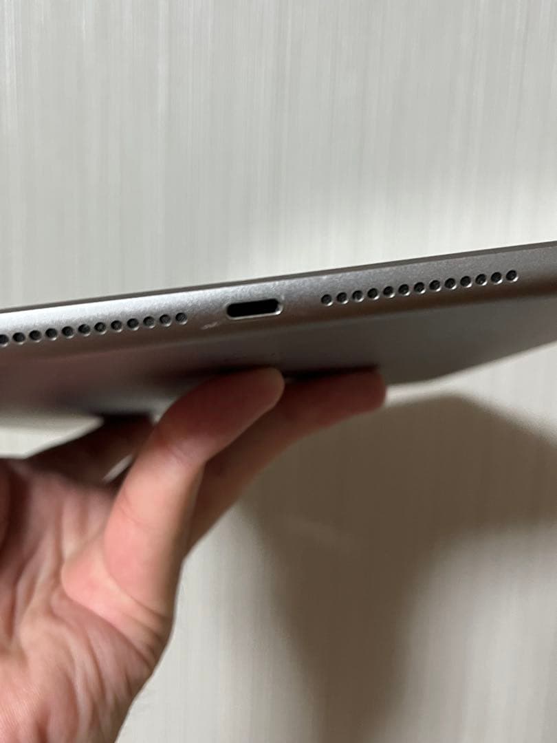 Apple iPad(第6世代)128GBシルバー 本体、付属品、箱完備